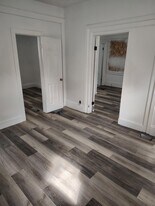 80 Angle St in Rochester, NY - Building Photo