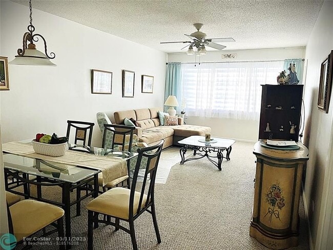 property at 2200 Park Ln