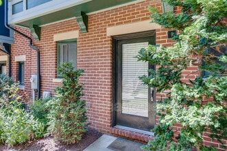 9 Yogurt Ln in Baltimore, MD - Building Photo - Building Photo