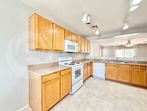 2783 E Mineral Park Rd in Queen Creek, AZ - Foto de edificio - Building Photo