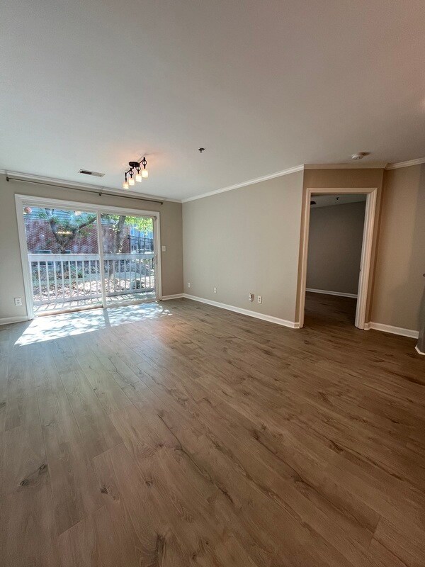 517 N Graham St in Charlotte, NC - Building Photo - Building Photo