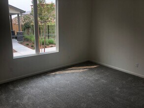 3249 Sunny Gate Ln in Folsom, CA - Building Photo - Building Photo