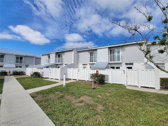 property at 18014 San Carlos Blvd