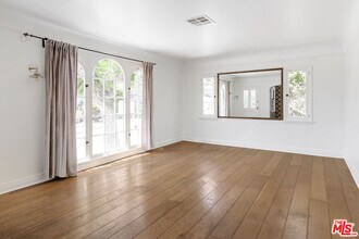 3305 Wood Terrace in Los Angeles, CA - Building Photo - Building Photo