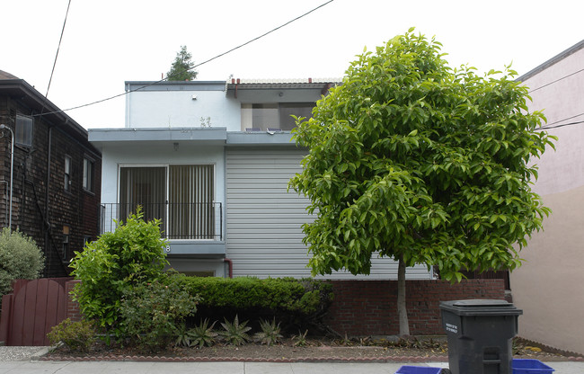 1618 Milvia St in Berkeley, CA - Foto de edificio - Building Photo