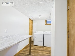 1411 S Grand Ave in Bozeman, MT - Building Photo - Building Photo
