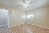 5220 Chapman St photo'