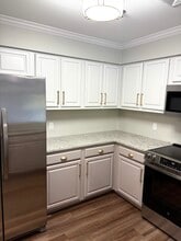 100 Sunset Blvd, Unit 102 in West Columbia, SC - Building Photo - Building Photo