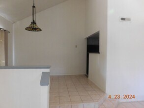 400 Tepatitlan Ct in Ridgecrest, CA - Building Photo - Building Photo