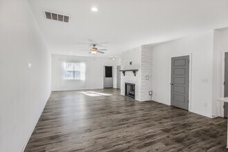 747 Hadstock Path in Zebulon, NC - Building Photo - Building Photo