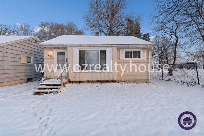 property at 532 W Capistrano Ave