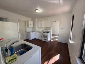 113 Ivy St in New Haven, CT - Building Photo - Building Photo