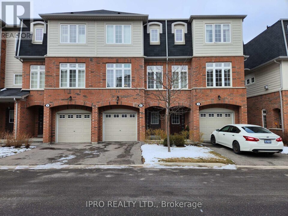 1137-1137 Haig Blvd in Mississauga, ON - Building Photo