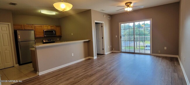 8227 Lobster Bay Ct in Jacksonville, FL - Building Photo - Building Photo