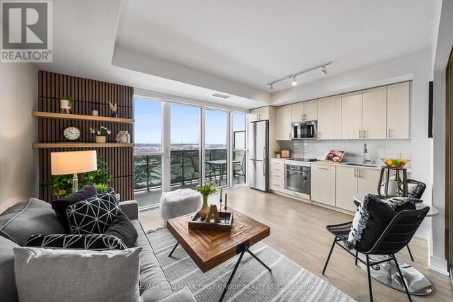 property at 2550-2550 Simcoe St N