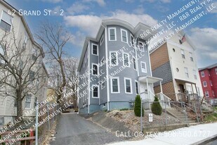 42 Grand St in Worcester, MA - Building Photo