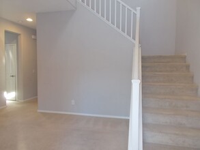 7458 Amesbury St in Las Vegas, NV - Building Photo - Building Photo