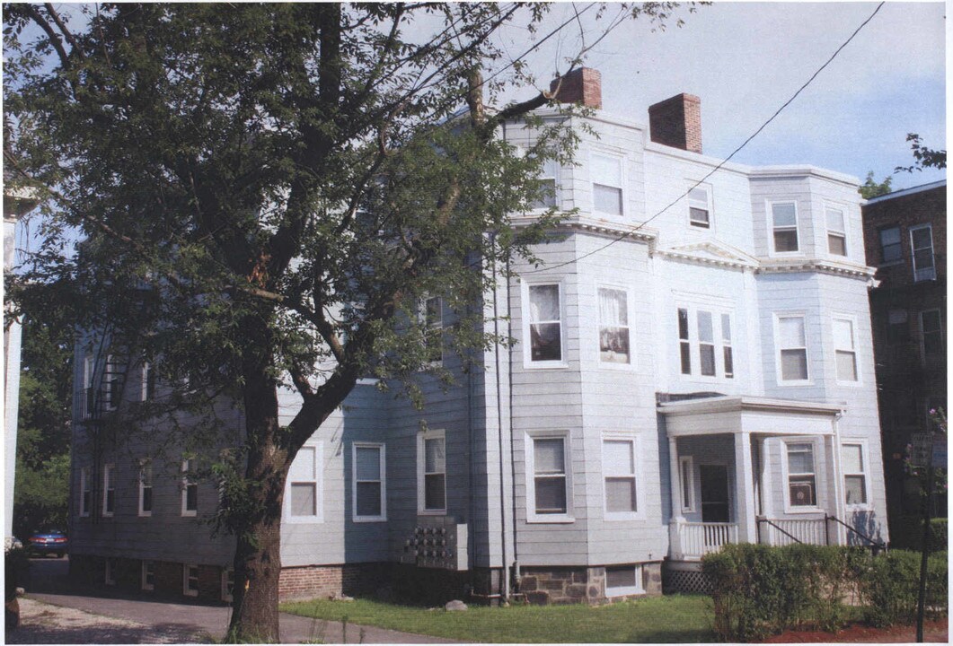 63 Dana St in Cambridge, MA - Building Photo