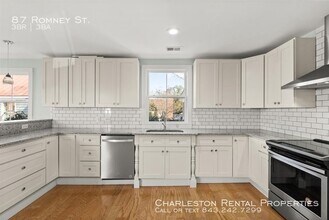 87 Romney St in Charleston, SC - Building Photo - Building Photo