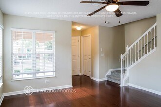 8716 Sheldon Creek Blvd in Tampa, FL - Building Photo - Building Photo