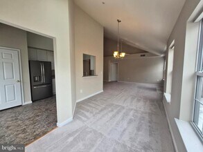 5916 Founders Hill Dr in Alexandria, VA - Building Photo - Building Photo