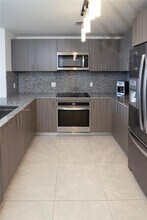 5350 NW 84th Ave, Unit 801 in Doral, FL - Building Photo - Building Photo