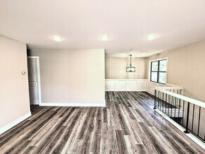 19131 Pine Dr, Unit CC in Country Club Hills, IL - Building Photo - Building Photo