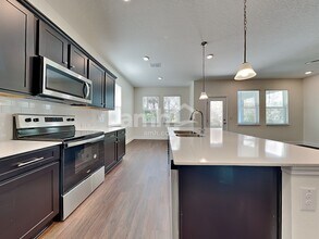6445 Emerald Hls Wy in Wesley Chapel, FL - Building Photo - Building Photo