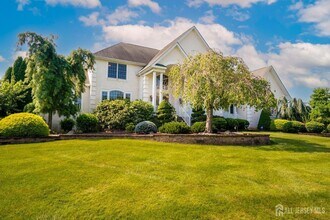 19 Meadowlark Dr, Unit 0809 in Plainsboro, NJ - Building Photo - Building Photo