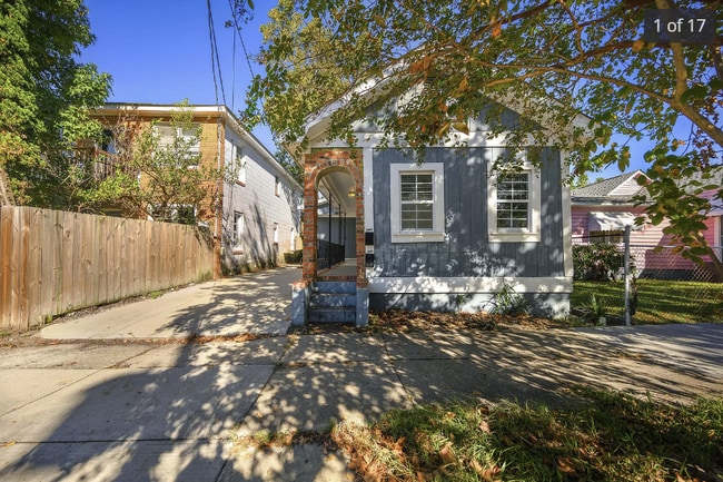 property at 208 Line St