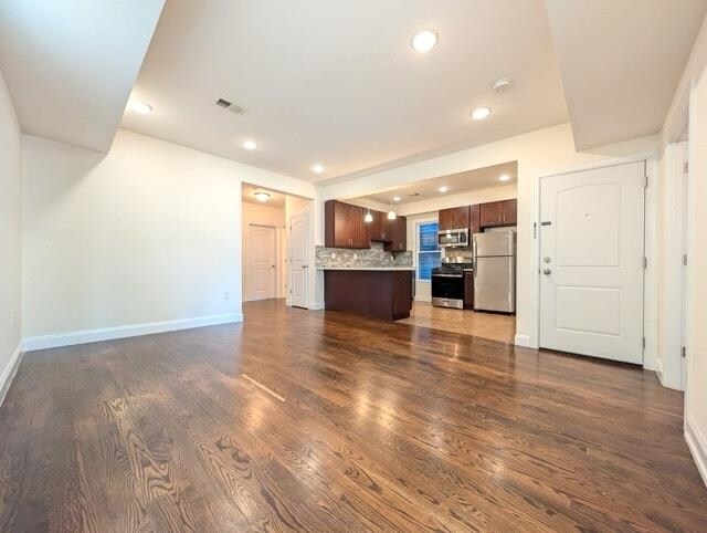 377 Ogden Ave. in Jersey City, NJ - Building Photo