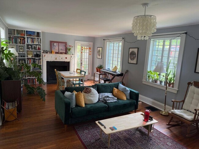 property at 1903 Old Court Rd