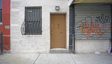 19 Humboldt St in Brooklyn, NY - Building Photo - Building Photo