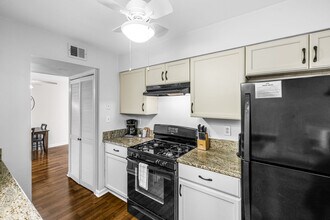 887 Juniper St NE in Atlanta, GA - Building Photo - Building Photo