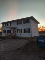 604 S Shabbona St, Unit 4 in Streator, IL - Building Photo