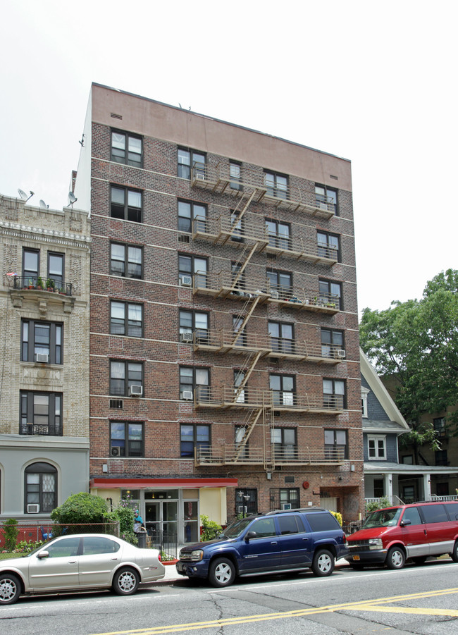 979-985 Ocean Ave in Brooklyn, NY - Building Photo - Building Photo