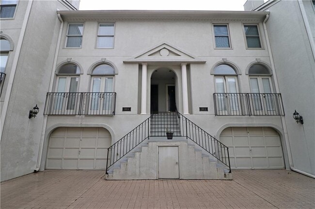 property at 800 Piedmont Ave NE