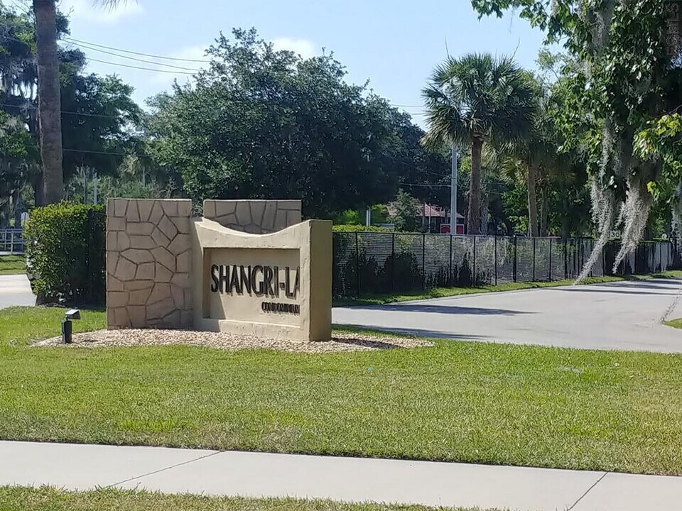 306 Palm Coast Pkwy SW in Palm Coast, FL - Building Photo