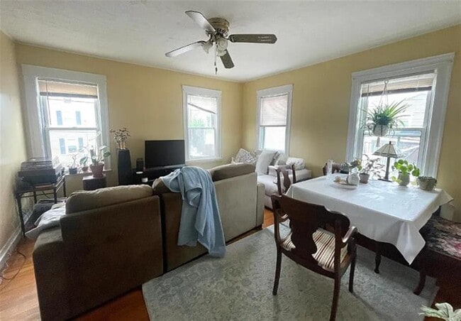 123 Winthrop St, Unit 1