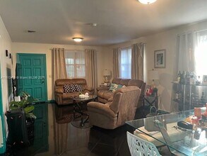161 NW 35th St in Miami, FL - Building Photo - Building Photo