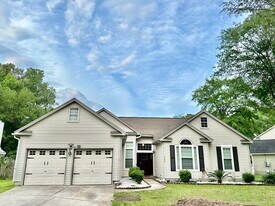 121 Candleberry Cir in Goose Creek, SC - Building Photo