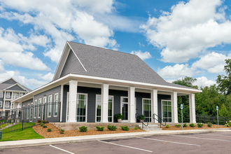 Shadow Creek West New Apartments in Jackson, TN - Building Photo - Building Photo