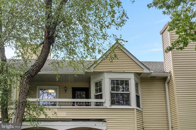 property at 5 Mill Run W