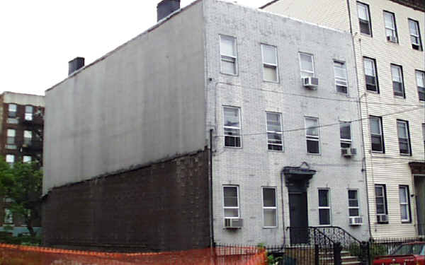 311 Monroe St in Hoboken, NJ - Building Photo - Building Photo