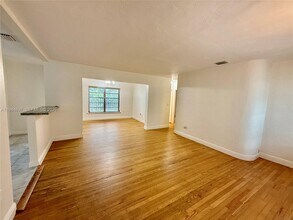 2151 SW 21st Ter in Miami, FL - Building Photo - Building Photo