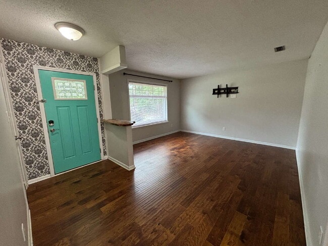 304 Meadowbrook Dr in Dothan, AL - Foto de edificio - Building Photo