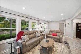 6205 Wooddale Ave in Edina, MN - Building Photo - Building Photo
