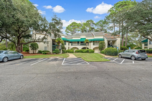 208 Southlake Ct in Niceville, FL - Building Photo - Building Photo