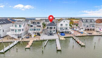 28 Harborside Dr E in Seaside Heights, NJ - Building Photo