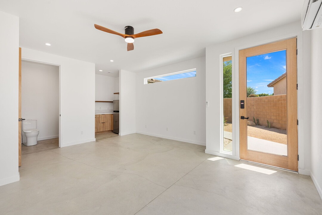 44429 Avenida Hanna, Unit Hanna 1 in Indio, CA - Foto de edificio